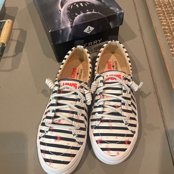 Jaws Sperry shoes - Picture 2 of 10